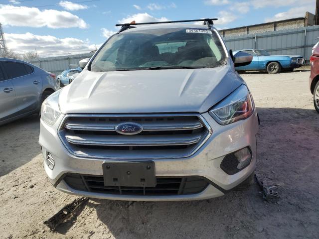 Photo 5 from auction – 2017 FORD ESCAPE SE with VIN 1FMCU9GD0HUB77047