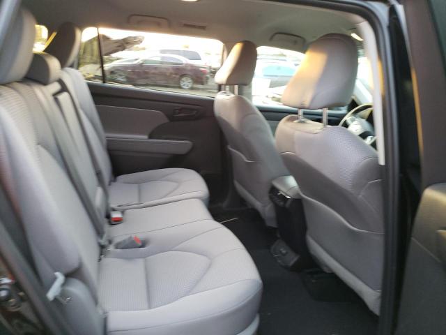 Photo 10 from auction – 2022 TOYOTA HIGHLANDER with VIN 5TDZZRAH0NS550972