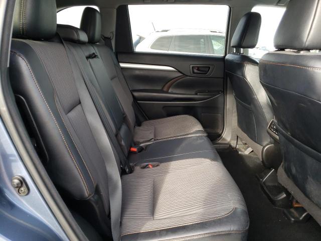 Photo 10 from auction – 2017 TOYOTA HIGHLANDER with VIN 5TDBZRFH4HS375558