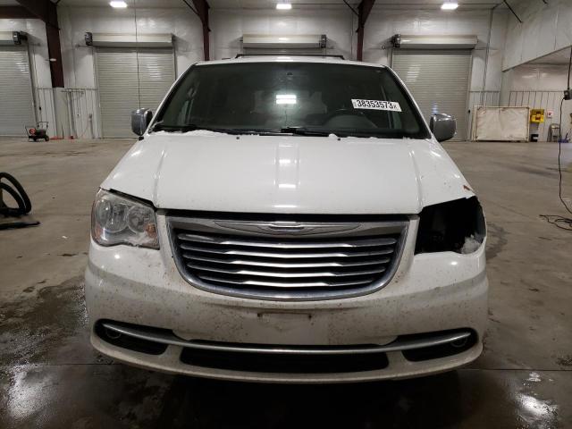 Photo 5 from auction – 2014 CHRYSLER TOWN & COU with VIN 2C4RC1CG4ER225502
