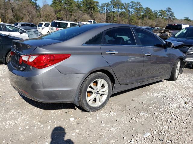 Photo 3 from auction – 2011 HYUNDAI SONATA with VIN 5NPEC4AC1BH125785