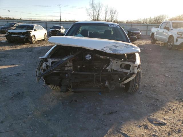 Photo 5 from auction – 2004 FORD CROWN VICT with VIN 2FAFP71W24X179706