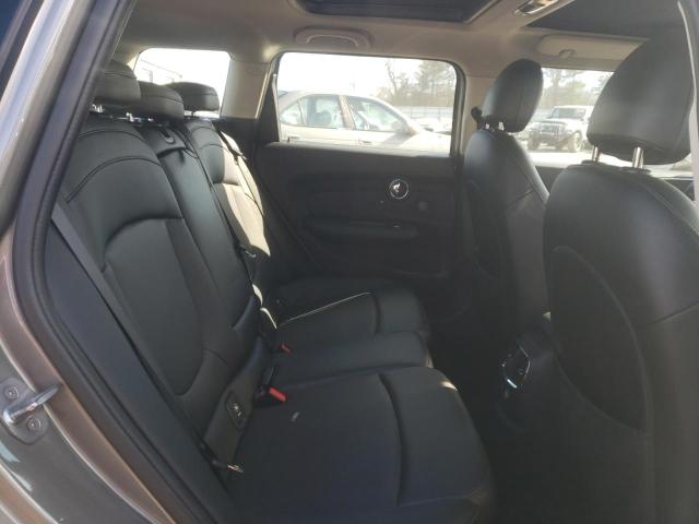 Photo 10 from auction – 2016 MINI COOPER CLU with VIN WMWLN5C57G2B27913