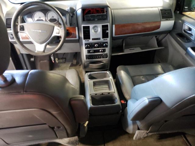 Photo 8 from auction – 2008 CHRYSLER TOWN & COU with VIN 2A8HR54PX8R825891