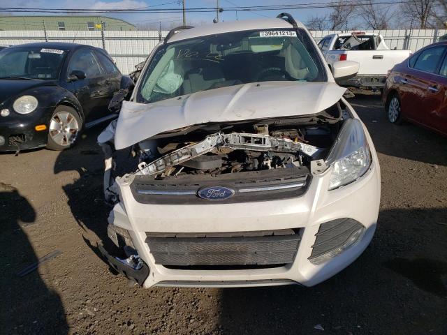 Photo 5 from auction – 2016 FORD ESCAPE SE with VIN 1FMCU0GX5GUC71087
