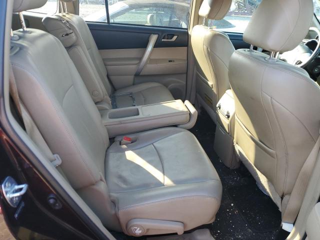 Photo 11 from auction – 2011 TOYOTA HIGHLANDER with VIN 5TDZK3EH1BS030299