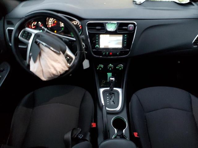 Photo 8 from auction – 2014 CHRYSLER 200 TOURIN with VIN 1C3CCBBG3EN120139