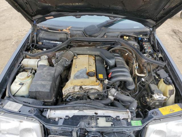 Photo 11 from auction – 1995 MERCEDES-BENZ E 320 with VIN WDBEA92E4SF307721