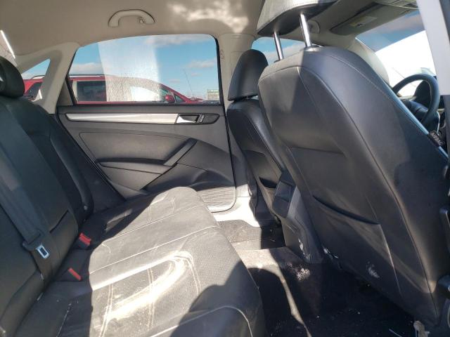 Photo 10 from auction – 2013 VOLKSWAGEN PASSAT S with VIN 1VWAP7A31DC021300