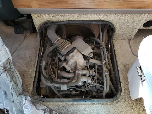 Photo 7 from auction – 2000 FORD RV with VIN 1FCNF53S0Y0A09226