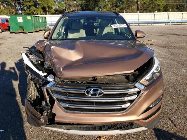 Photo 5 from auction – 2017 HYUNDAI TUCSON LIM with VIN KM8J33A24HU354519