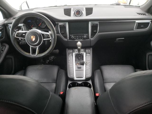 Photo 8 from auction – 2018 PORSCHE MACAN with VIN WP1AA2A59JLB16688