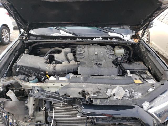 Photo 12 from auction – 2018 TOYOTA 4RUNNER SR with VIN JTEBU5JR6J5500283