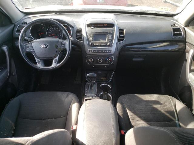 Photo 8 from auction – 2015 KIA SORENTO LX with VIN 5XYKTCA60FG584181