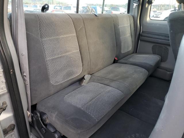 Photo 10 from auction – 2002 FORD F250 SUPER with VIN 1FTNX20L72EB18138