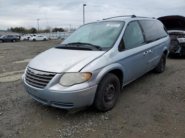 CHRYSLER TOWN & COU 2005 with VIN 2C4GP44R55R126281 - Photo from auction