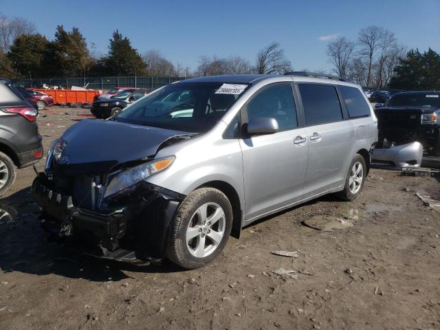 TOYOTA SIENNA LE 2017 with VIN 5TDKZ3DC3HS847544 - Photo from auction