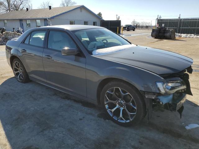 Photo 4 from auction – 2018 CHRYSLER 300 S with VIN 2C3CCABG0JH120127