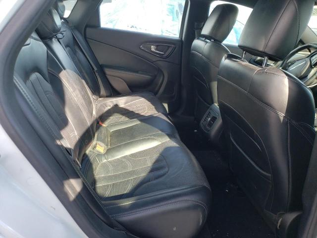 Photo 10 from auction – 2015 CHRYSLER 200 S with VIN 1C3CCCDG5FN700027