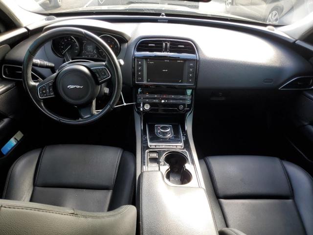 Photo 8 from auction – 2017 JAGUAR XE with VIN SAJAR4BG0HA966531
