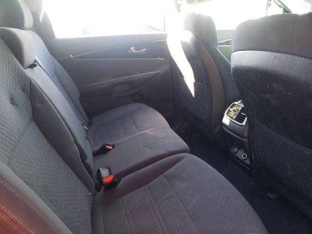 Photo 10 from auction – 2018 KIA SORENTO LX with VIN 5XYPGDA55JG368052