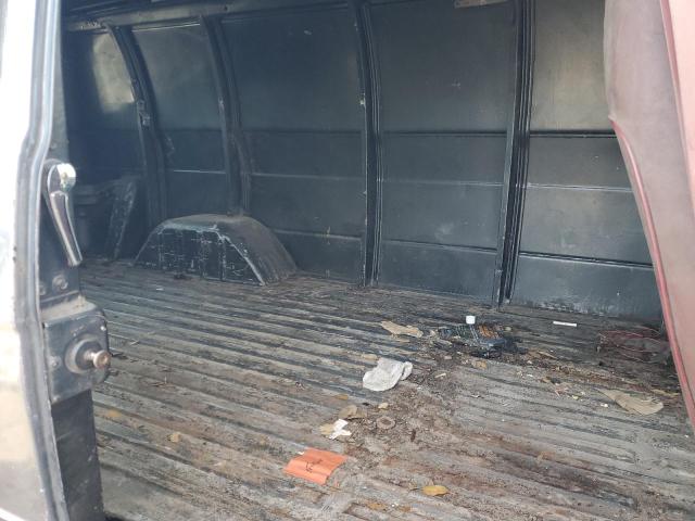Photo 11 from auction – 1990 CHEVROLET G20 with VIN 2GCEG25H7L4103189