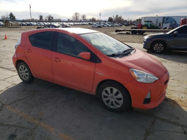 Photo 4 from auction – 2014 TOYOTA PRIUS C with VIN JTDKDTB32E1066377