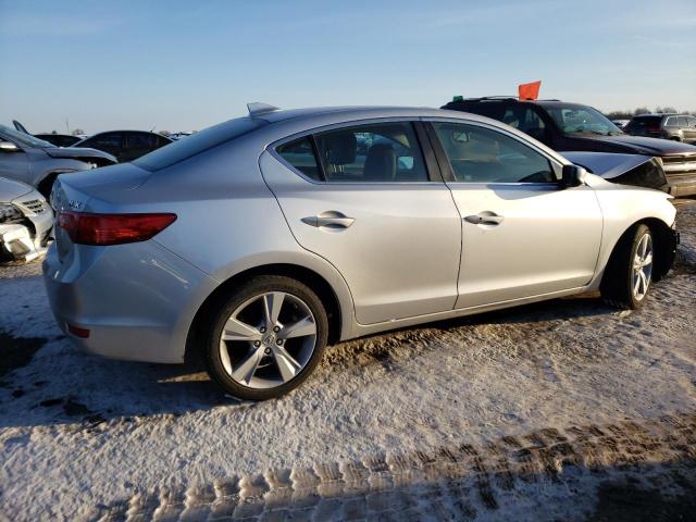 Photo 3 from auction – 2013 ACURA ILX 20 TEC with VIN 19VDE1F70DE003144