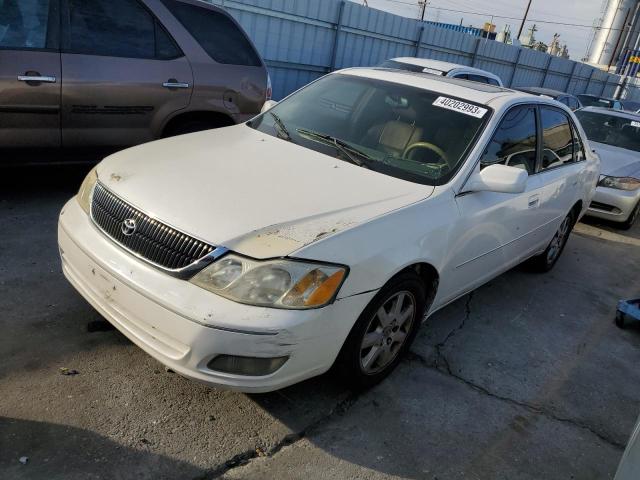TOYOTA AVALON XL 2000 with VIN 4T1BF28B9YU017551 - Photo from auction
