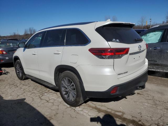 Photo 2 from auction – 2018 TOYOTA HIGHLANDER with VIN 5TDJZRFH2JS560077