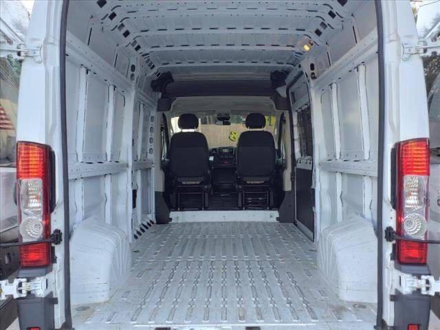 Photo 7 from auction – 2018 RAM PROMASTER with VIN 3C6TRVDG7JE106954