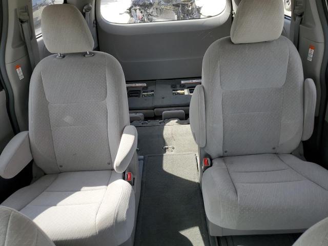 Photo 10 from auction – 2016 TOYOTA SIENNA LE with VIN 5TDJK3DC1GS132664