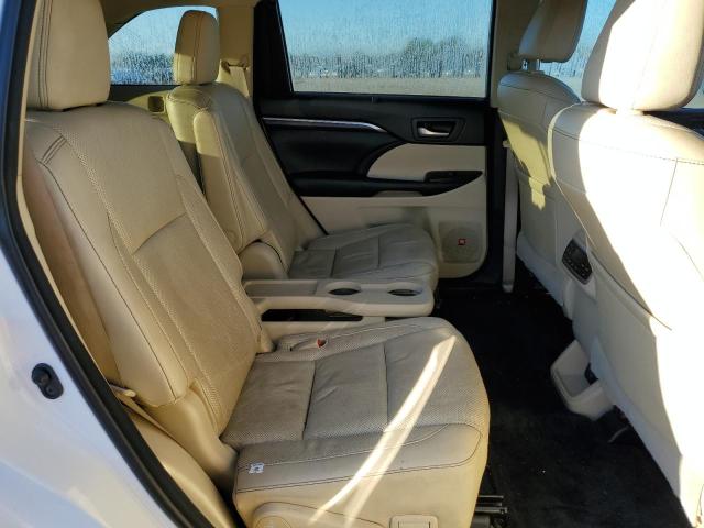 Photo 11 from auction – 2016 TOYOTA HIGHLANDER with VIN 5TDDKRFH5GS263184