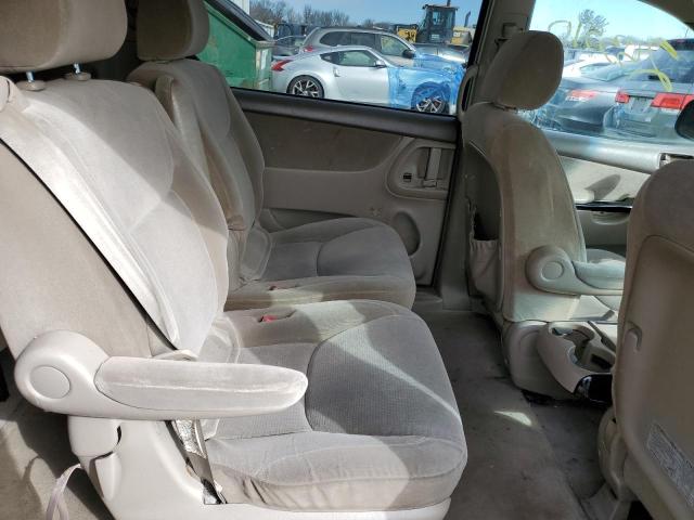 Photo 11 from auction – 2004 TOYOTA SIENNA LE with VIN 5TDZA23C74S016530