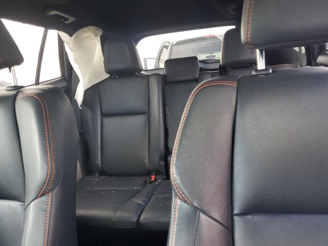 Photo 10 from auction – 2017 TOYOTA RAV4 SE with VIN 2T3JFREV0HW676631