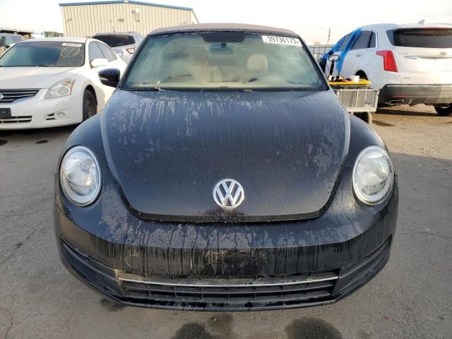 Photo 5 from auction – 2013 VOLKSWAGEN BEETLE with VIN 3VW5P7AT0DM800316
