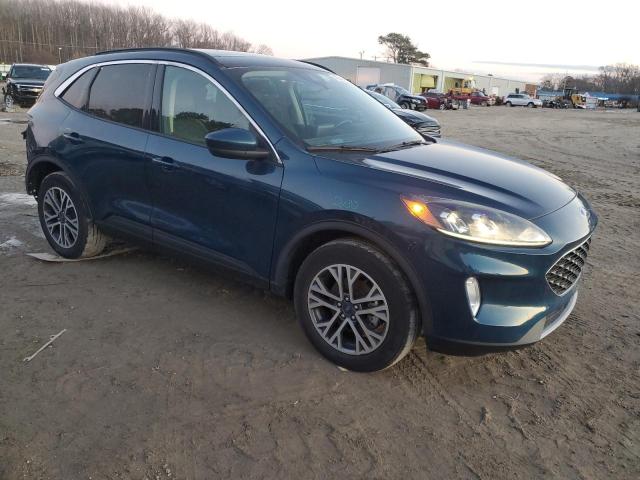 Photo 4 from auction – 2020 FORD ESCAPE SEL with VIN 1FMCU9H60LUA94808