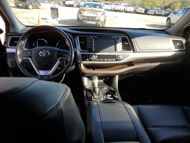 Photo 8 from auction – 2017 TOYOTA HIGHLANDER with VIN 5TDKZRFH2HS520502