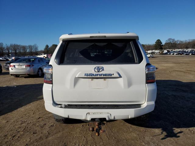 Photo 6 from auction – 2018 TOYOTA 4RUNNER SR with VIN JTEBU5JR9J5492017