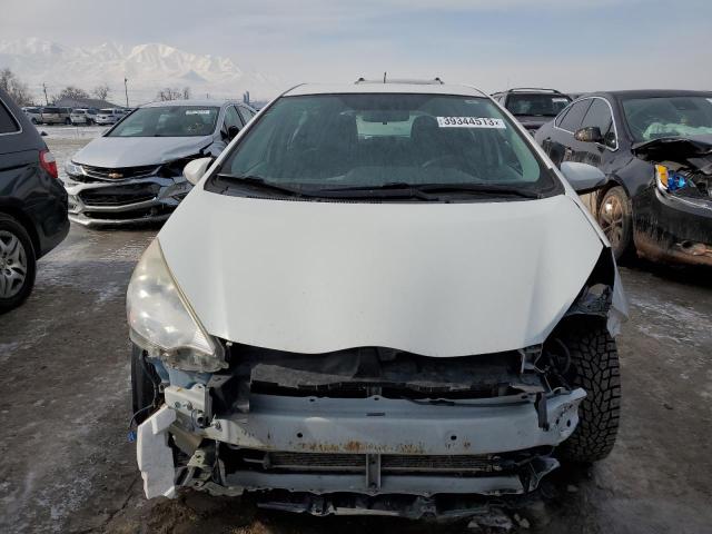 Photo 5 from auction – 2012 TOYOTA PRIUS C with VIN JTDKDTB35C1516682
