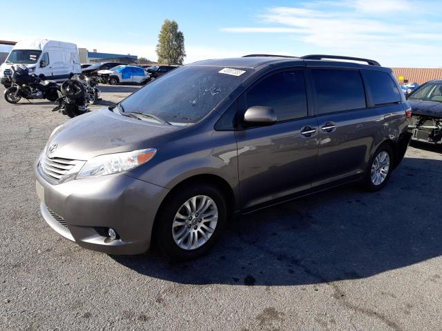 Photo 1 from auction – 2015 TOYOTA SIENNA XLE with VIN 5TDYK3DC5FS567622