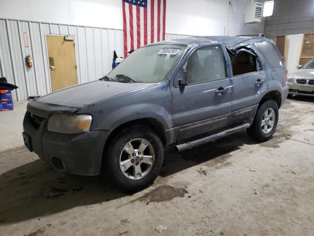 FORD ESCAPE XLT 2005 with VIN 1FMYU03135KE40393 - Photo from auction