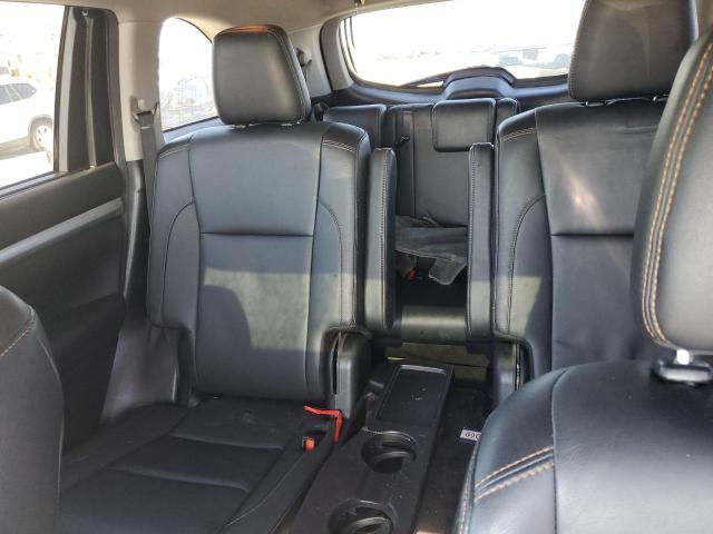Photo 10 from auction – 2017 TOYOTA HIGHLANDER with VIN 5TDKZRFH4HS210285
