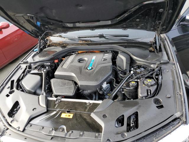 Photo 11 from auction – 2018 BMW 530E with VIN WBAJA9C56JB033651