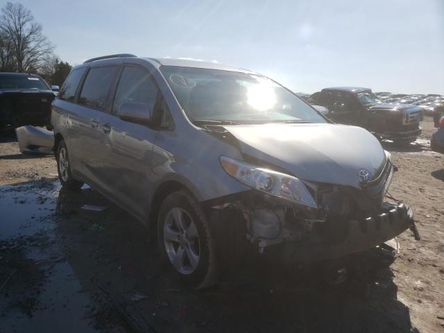 Photo 4 from auction – 2017 TOYOTA SIENNA LE with VIN 5TDKZ3DC3HS847544