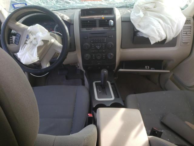 Photo 8 from auction – 2009 FORD ESCAPE XLS with VIN 1FMCU027X9KC58650