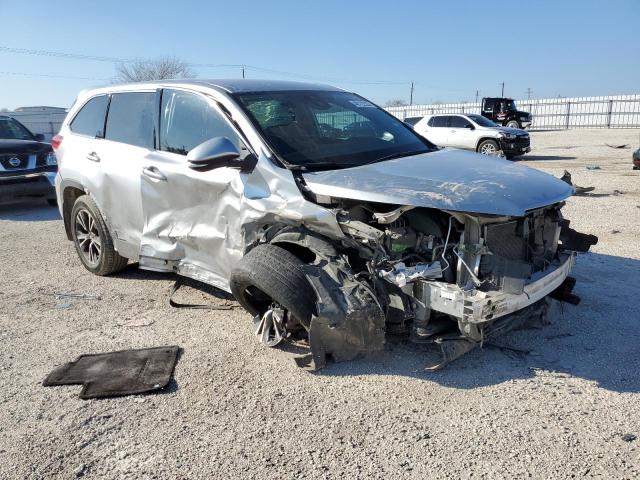 Photo 4 from auction – 2019 TOYOTA HIGHLANDER with VIN 5TDZZRFH4KS295182