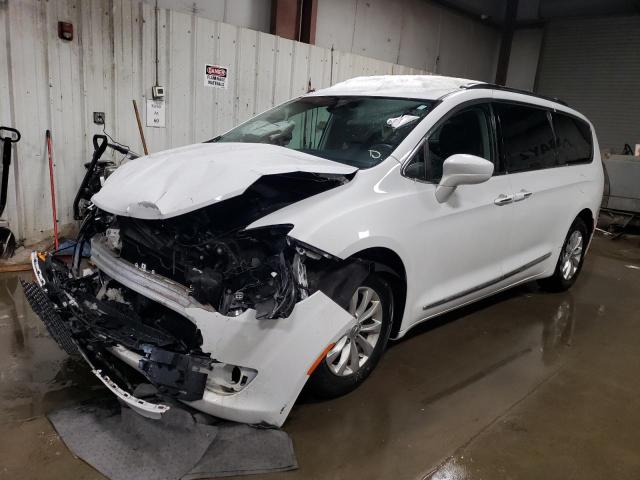 CHRYSLER PACIFICA T 2017 with VIN 2C4RC1BG3HR521066 - Photo from auction