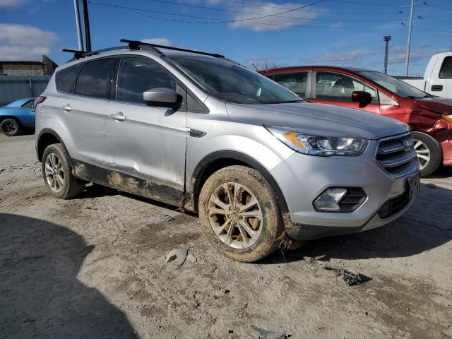 Photo 4 from auction – 2017 FORD ESCAPE SE with VIN 1FMCU9GD0HUB77047