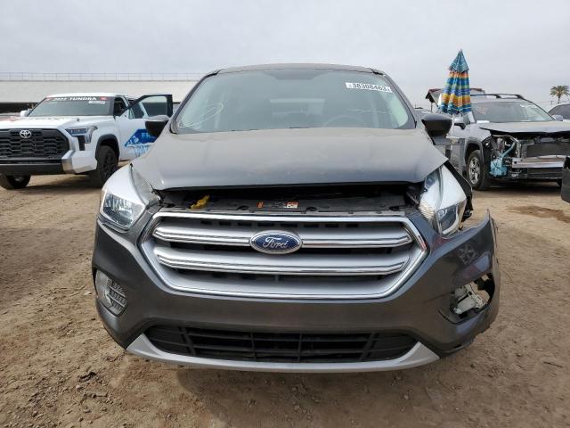 Photo 5 from auction – 2017 FORD ESCAPE SE with VIN 1FMCU9GD0HUC23055